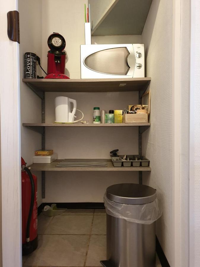 Chez Martine Hotel มัลเมอดี ภายนอก รูปภาพ